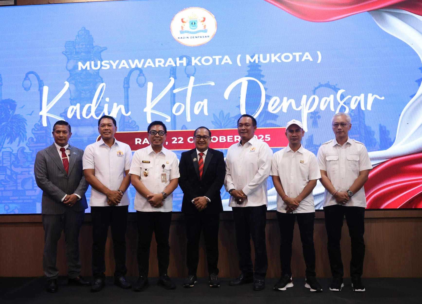 Wawali Arya Wibawa Buka Musyawarah Kadin Kota Denpasar Tekankan Kolaborasi Adalah Kunci Pertumbuhan Ekonomi Kota Denpasar