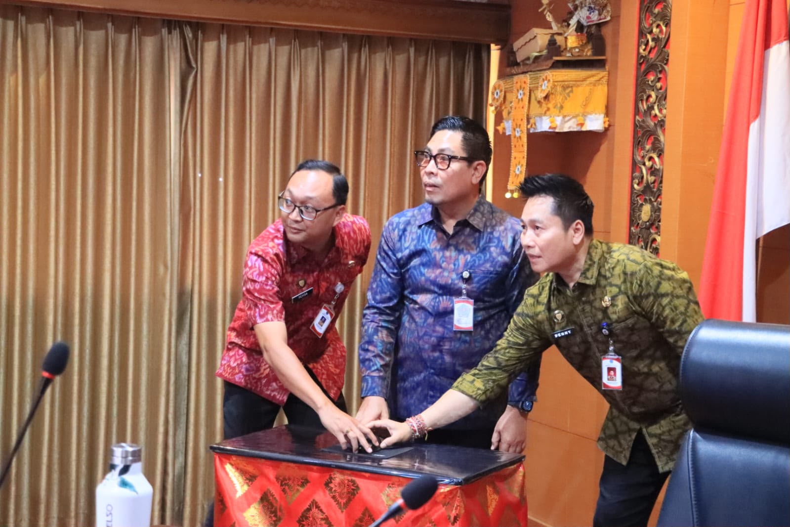 Wawali Arya Wibawa Hadiri Penetapan Penerima Reward PBB-P2 2026 Siapkan Delapan Unit Sepeda Motor, Dorong Peningkatan Kualitas Pelayanan Pajak